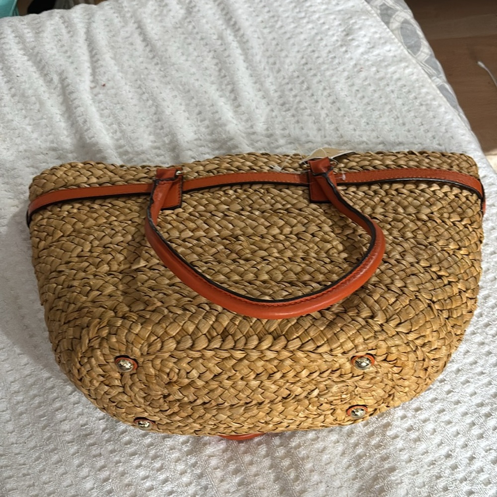 Perfect for Summer: Michael Kors Hamilton Straw XL Tote - Picture 2 of 4